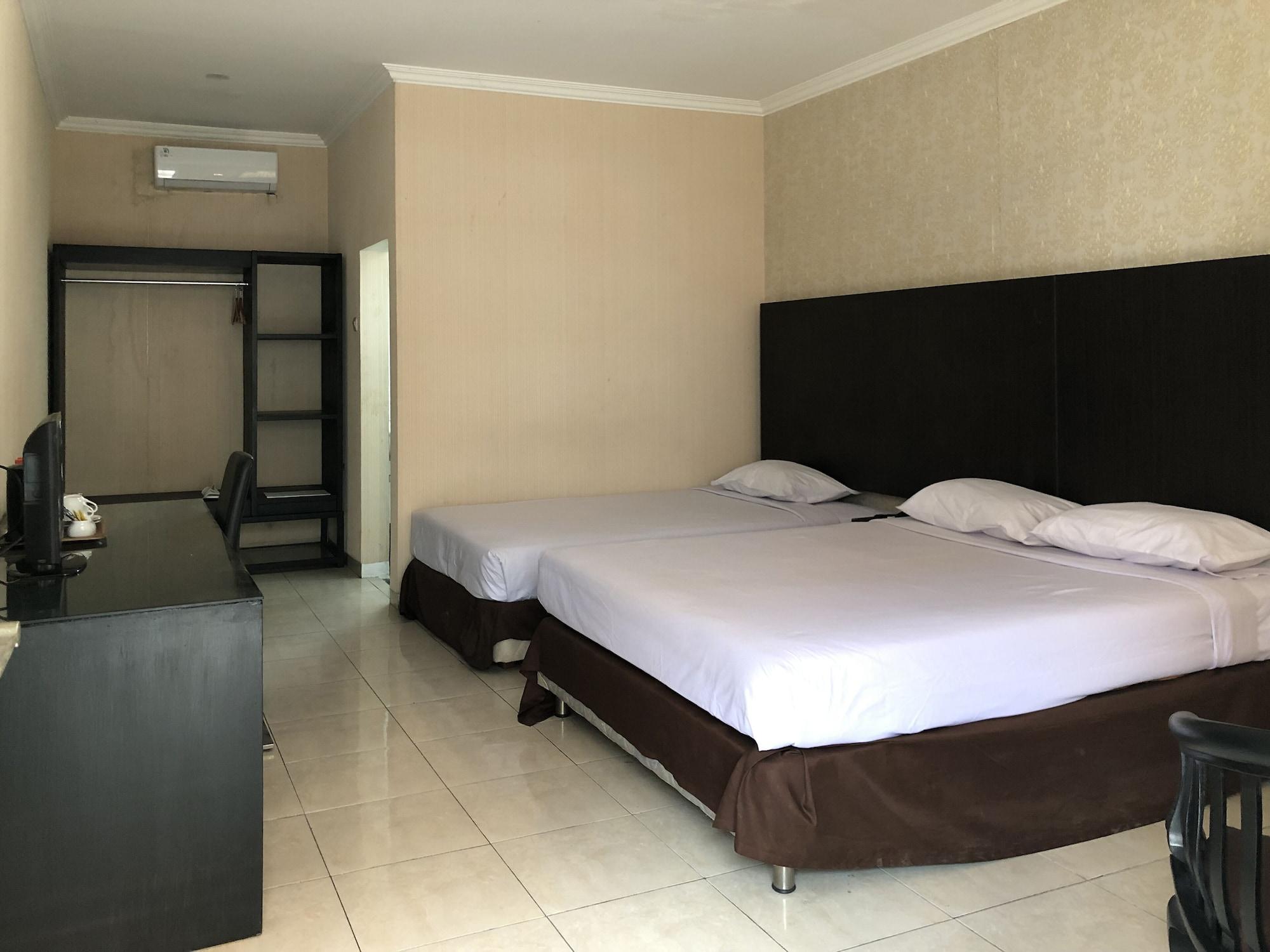 Hotel Sinar 3 Sedati Экстерьер фото
