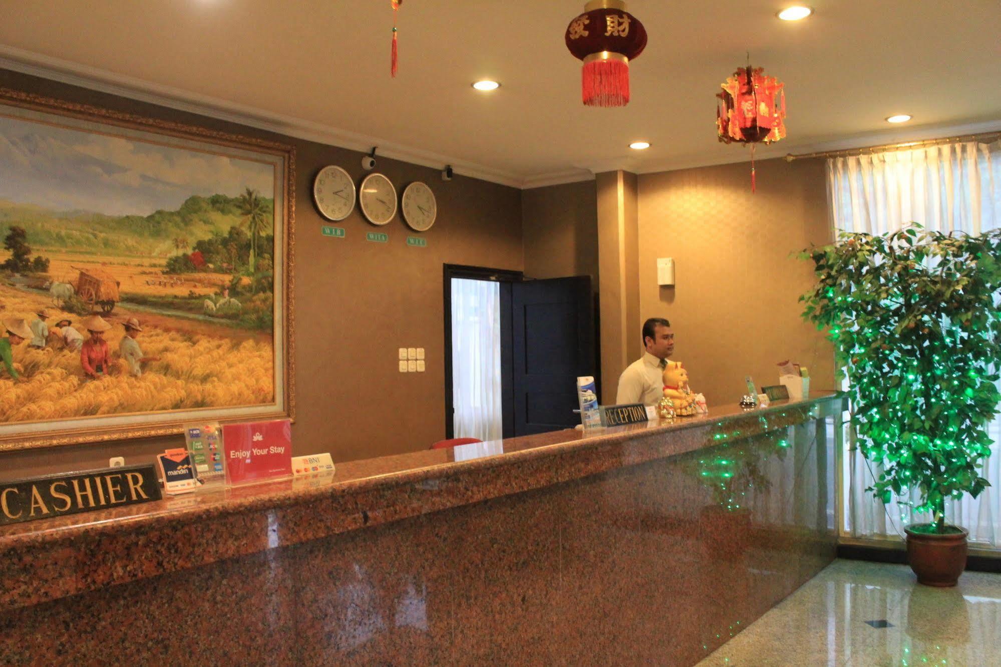 Hotel Sinar 3 Sedati Экстерьер фото